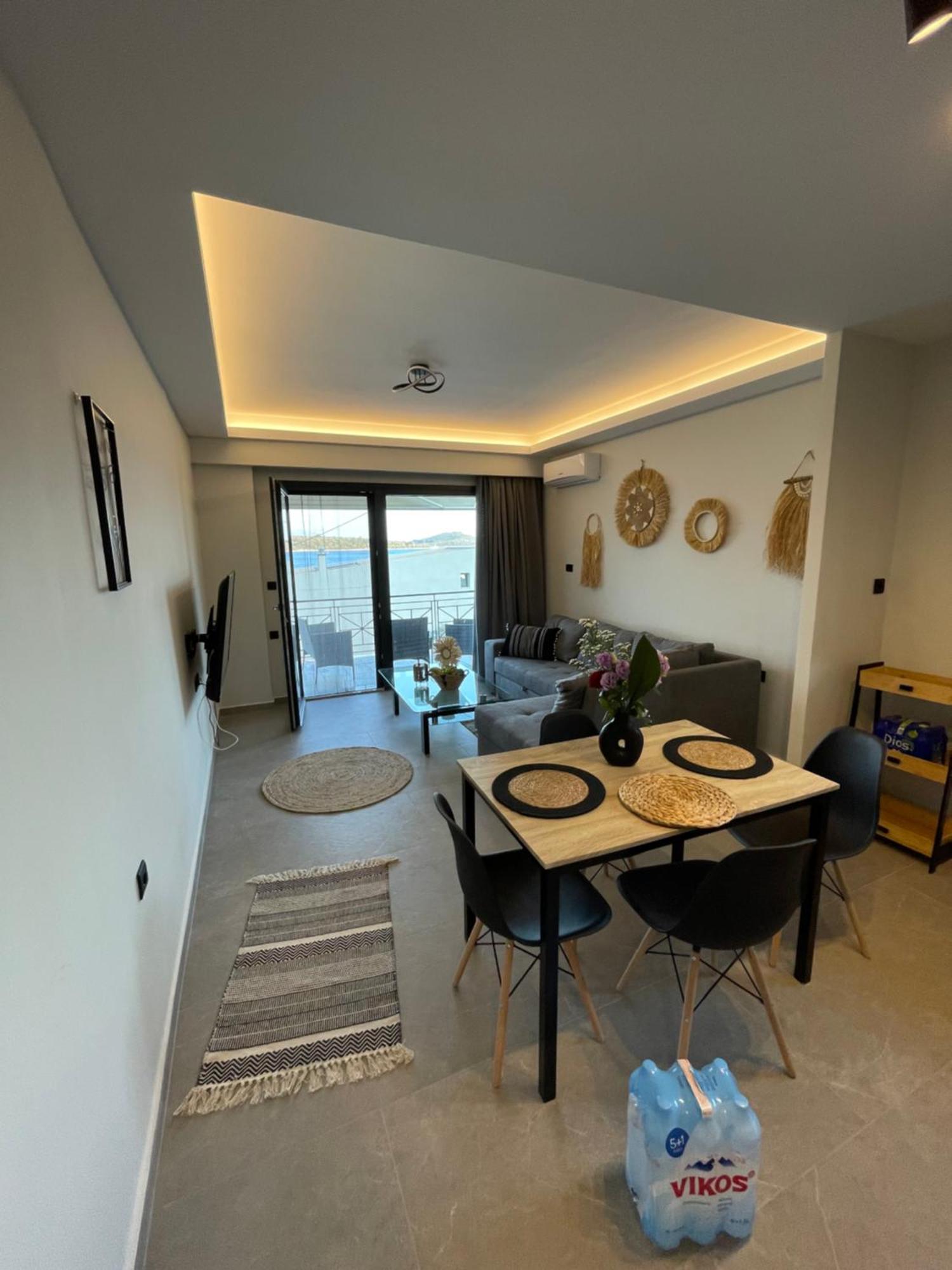 Sailors Apartments Perigiali Nydri  Extérieur photo